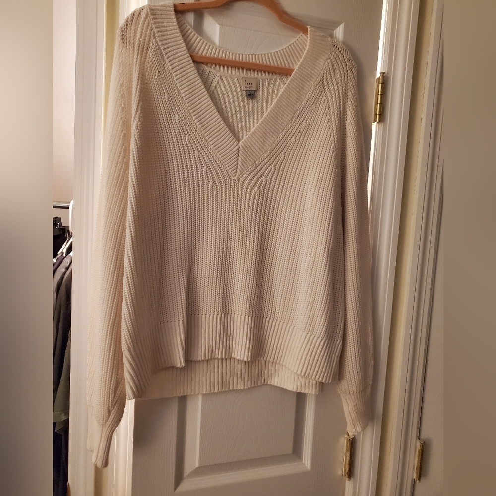 A new day white v neck new sweater